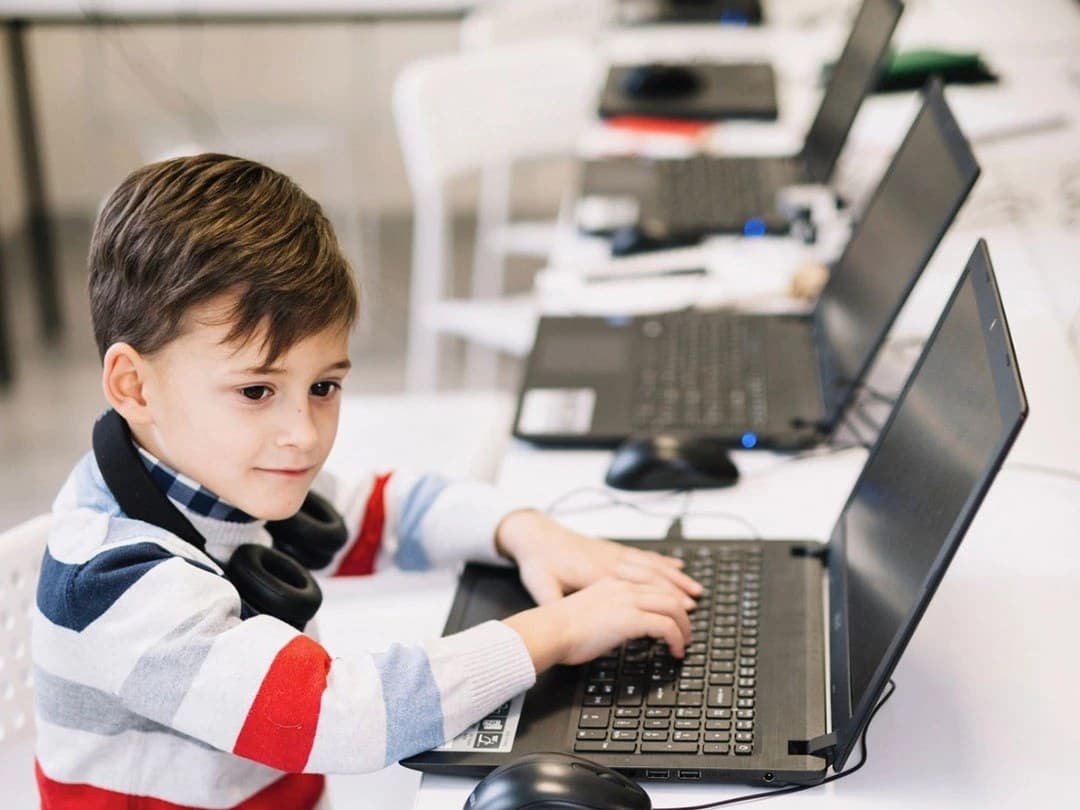 Programare în Scratch – EduCat