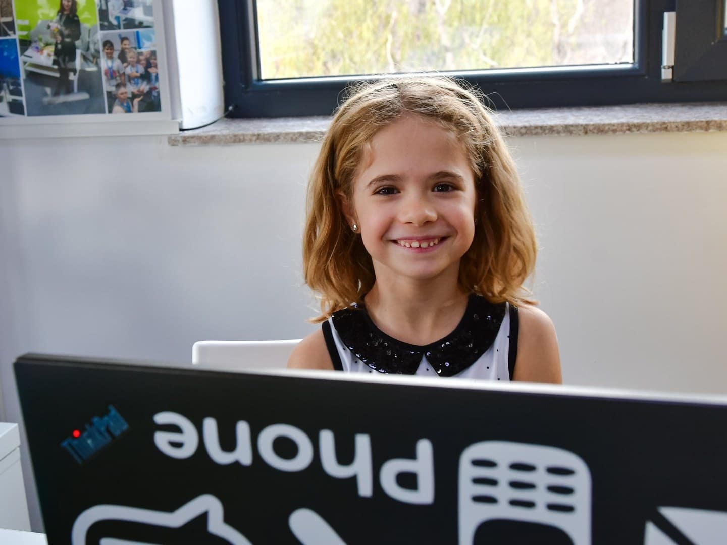 Digital Discovery: primii pași în lumea digitală – Logiscool